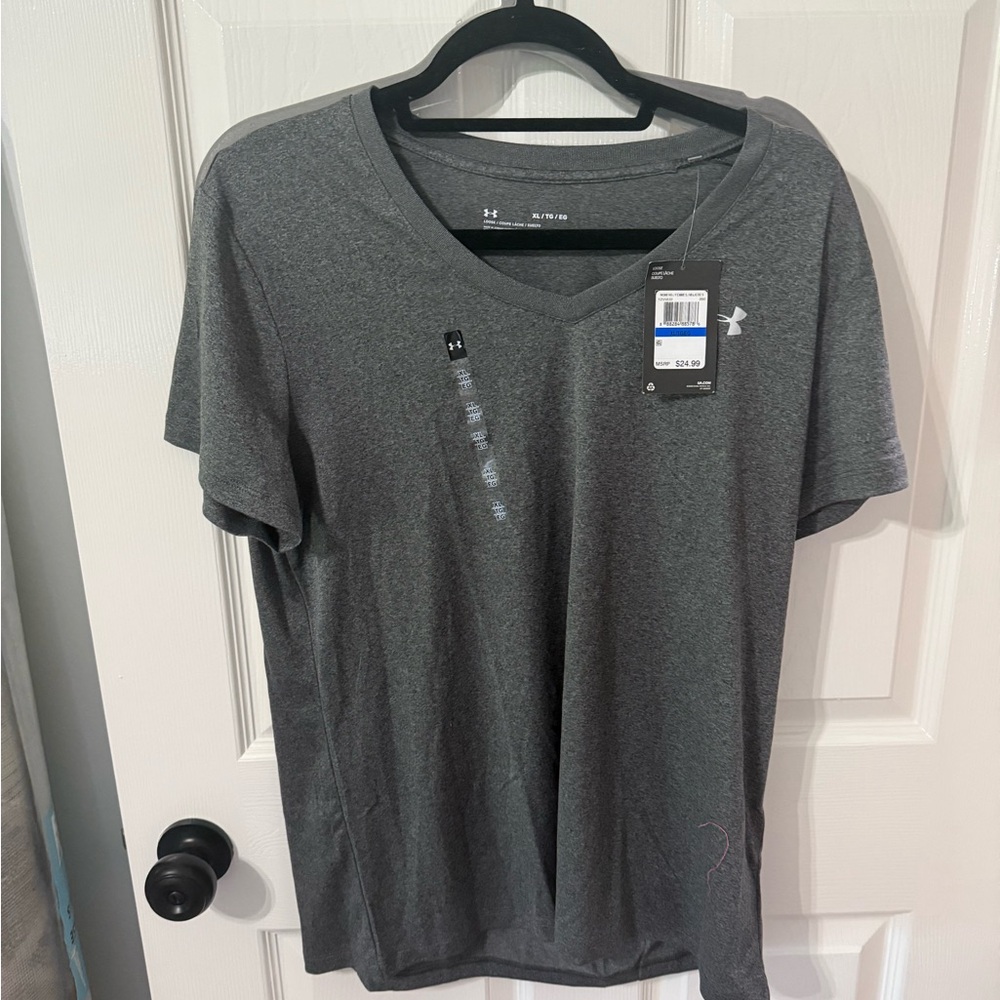 Under Armour Gray Short Sleeve Tee with Crew Neck